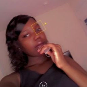 Meet your Posher, Taisha